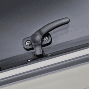 dometic s7p stufenlos verstellbares ausstellfenster mit getönter scheibe